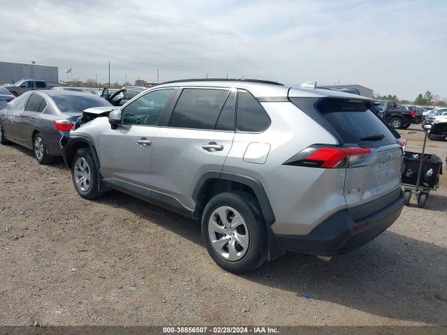 Toyota RAV4 LE 2020 2T3G1RFV8LC128832 Image 3