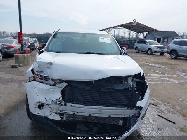 Chevrolet Traverse Ls 2018 1GNERFKWXJJ105521 Image 13