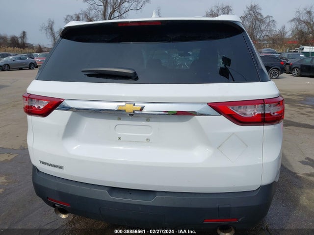 Chevrolet Traverse Ls 2018 1GNERFKWXJJ105521 Image 17