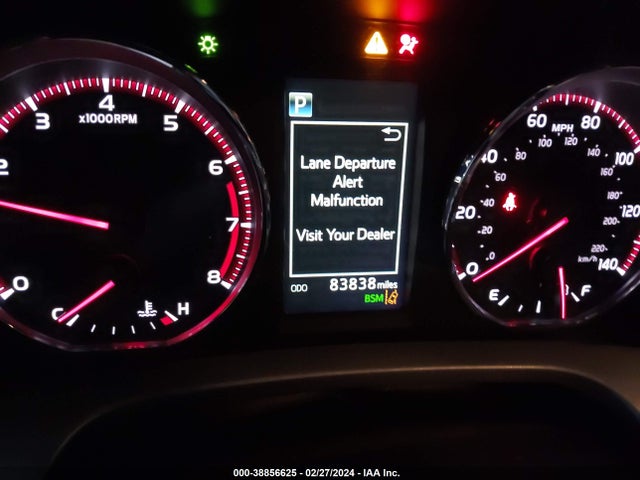 Toyota RAV4 SE 2018 2T3JFREV7JW771578 Image 15
