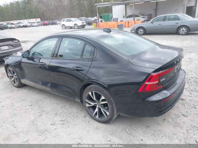 7JRL12TK8RG297253 Volvo S60 B5 Core Dark Theme