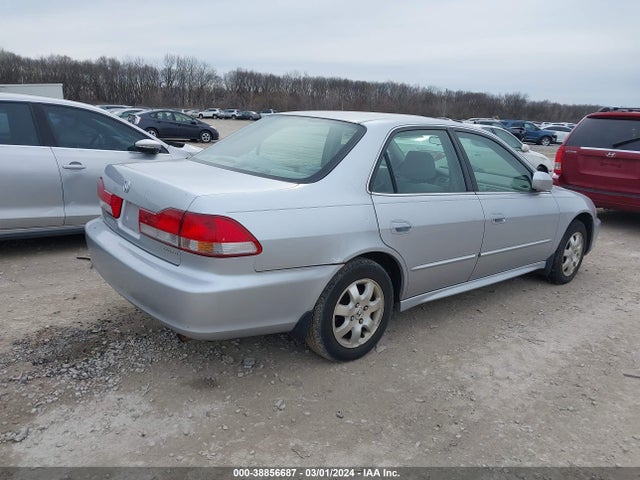 2001 HONDA ACCORD 2.3 EX VIN: JHMCG56601C003416