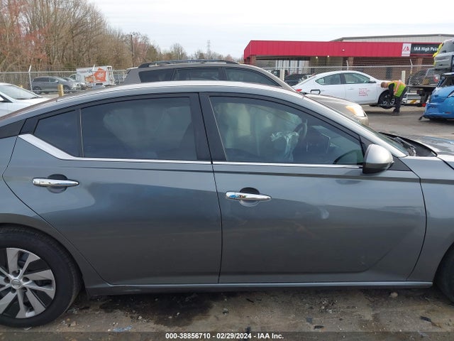Nissan Altima 2.5 S 2019 1N4BL4BV6KC250818 Image 13