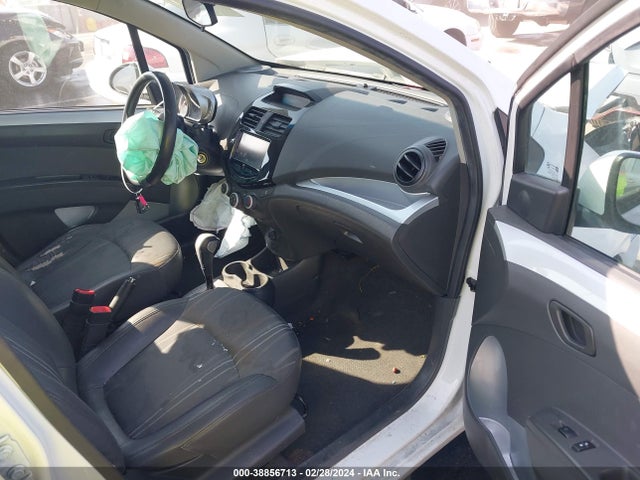 Chevrolet Spark 1lt Auto 2014 KL8CD6S96EC497358 Image 5