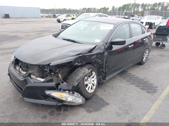 Nissan Altima 2.5 S 2016 1N4AL3AP0GN370800 Image 2