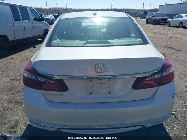 Honda ACCORD EX 2017 1HGCR2F73HA109899 Image 17