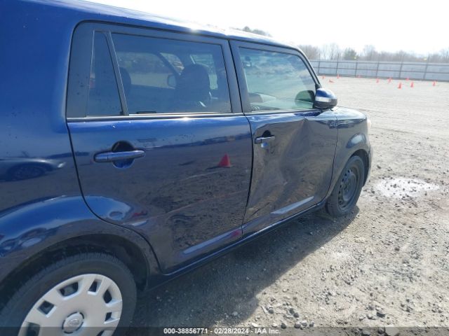 JTLZE4FE1FJ069046 Scion XB