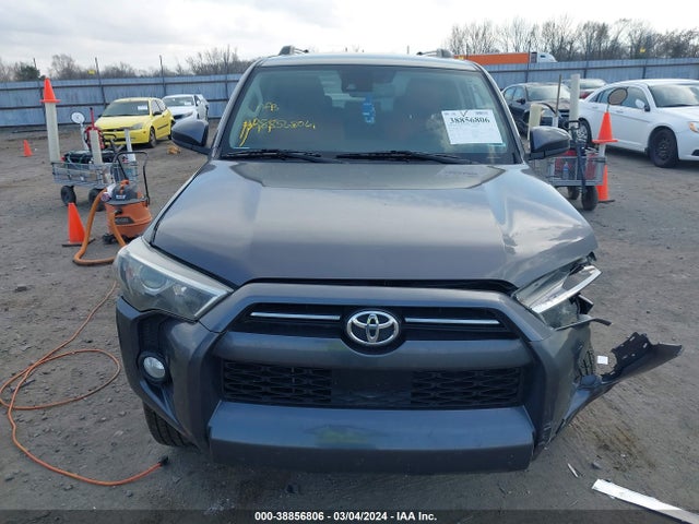 Toyota 4RUNNER SR5 2020 JTEBU5JR0L5787770 Image 11