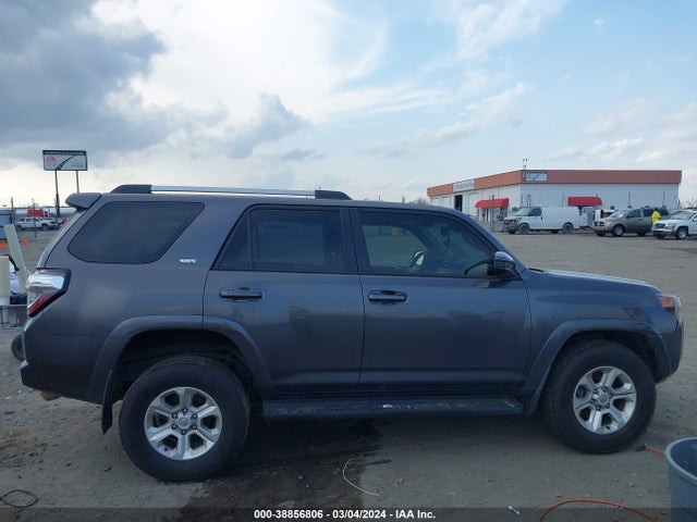 Toyota 4RUNNER SR5 2020 JTEBU5JR0L5787770 Image 12
