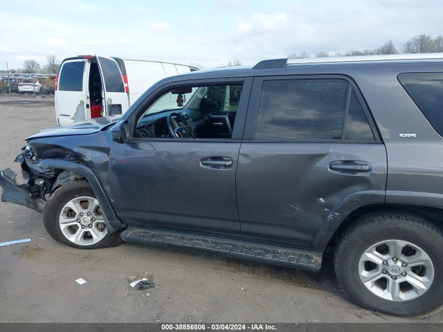 Toyota 4RUNNER SR5 2020 JTEBU5JR0L5787770 Image 16