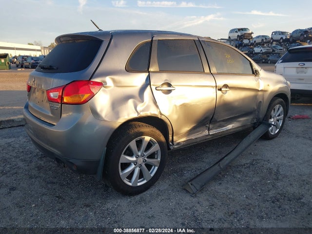 Mitsubishi Outlander Sport Es 2015 4A4AP3AUXFE016360 Image 4