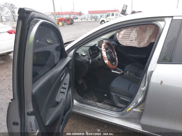 3MYDLBZV3GY133856 Scion IA