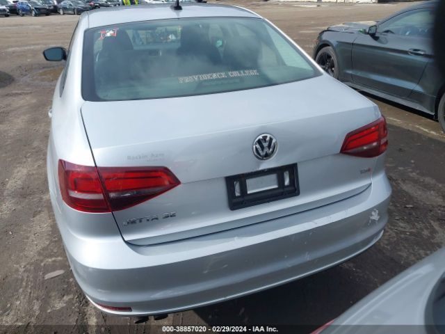 3VWD67AJ3GM240762 Volkswagen JETTA SE