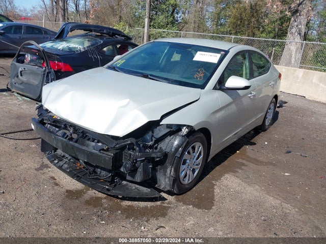 Hyundai ELANTRA SE 2017 5NPD74LF0HH168594 Image 2