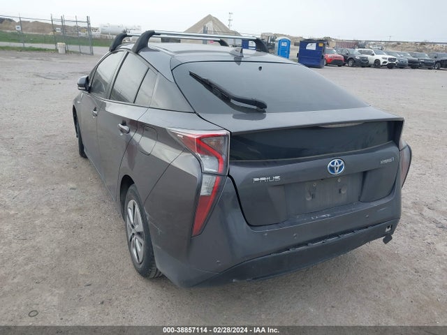 Toyota Prius Two 2017 JTDKBRFU0H3045936 Image 3