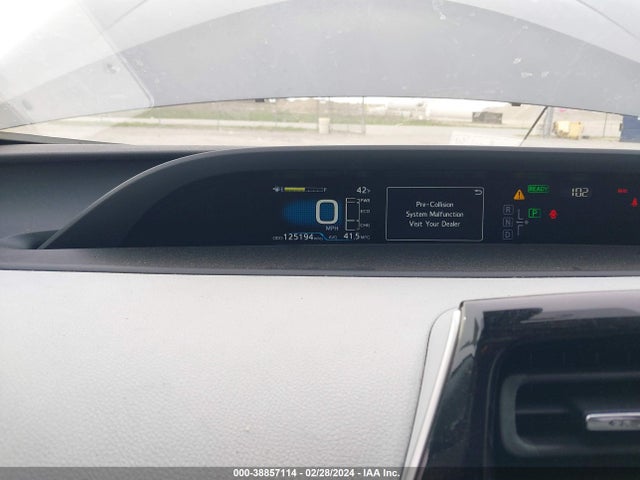 Toyota Prius Two 2017 JTDKBRFU0H3045936 Image 7