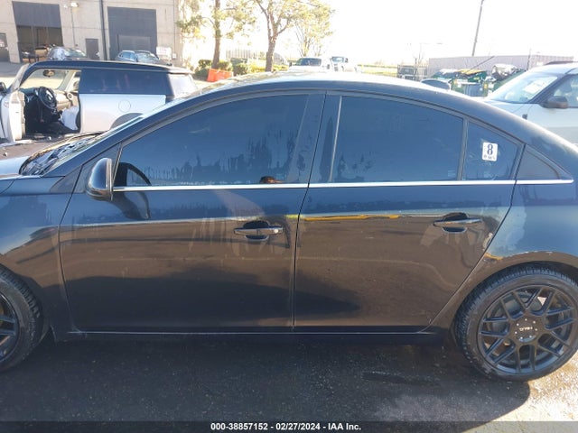 Chevrolet Cruze 1lt Auto 2015 1G1PC5SB3F7297243 Image 14