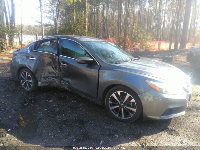 Nissan Altima 2.5 Sr 2017 1N4AL3AP3HN346041 главное изображение