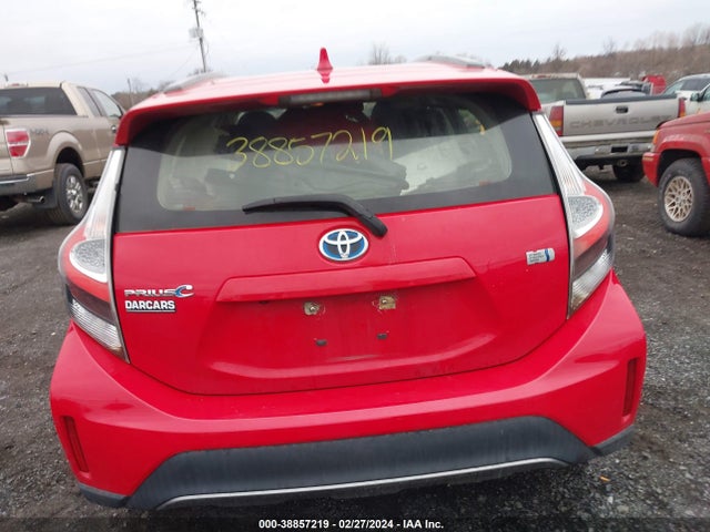Toyota Prius C Two 2018 JTDKDTB30J1604312 Image 16