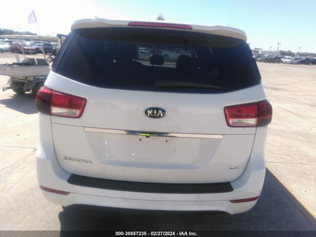 KNDMB5C10G6107196 KIA SEDONA LX