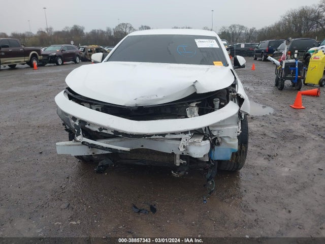Chevrolet IMPALA 1LT 2018 2G1105S30J9146231 Image 6