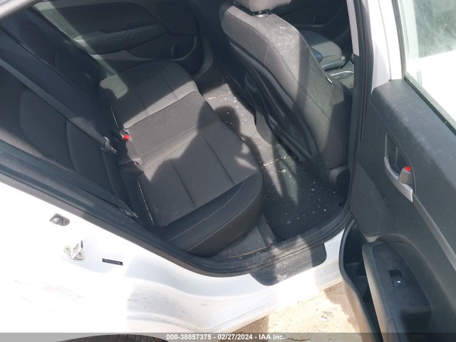 Hyundai ELANTRA SE 2018 5NPD74LF5JH317488 Image 8