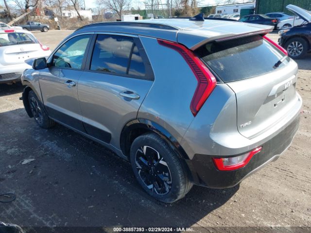 KNDCR3L16P5045952 KIA Niro Ev Wind