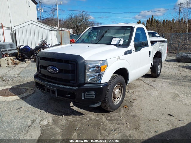 Ford F-350 Xl 2015 1FTBF3A63FEC42448 Image 2