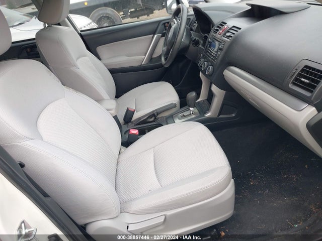 JF2SJADC8FH551160 Subaru Forester 2.5i Premium