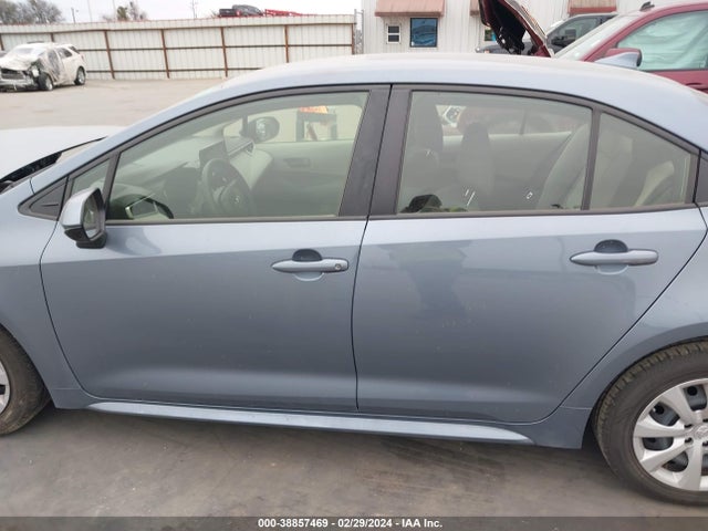 Toyota COROLLA LE 2022 JTDEPMAEXNJ224235 Image 14
