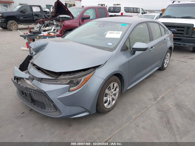 Toyota COROLLA LE 2022 JTDEPMAEXNJ224235 Image 2