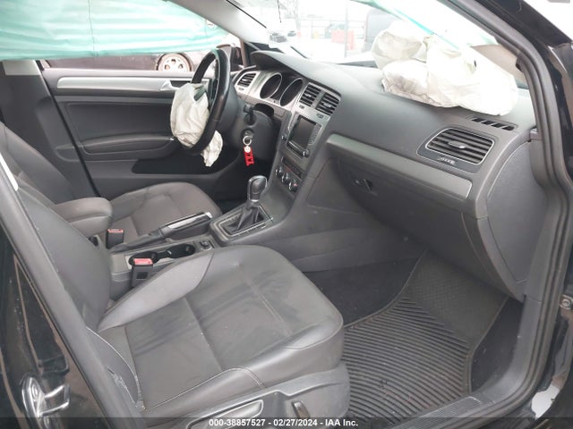3VW2A7AU5FM032803 Volkswagen Golf Tdi Se 4-door