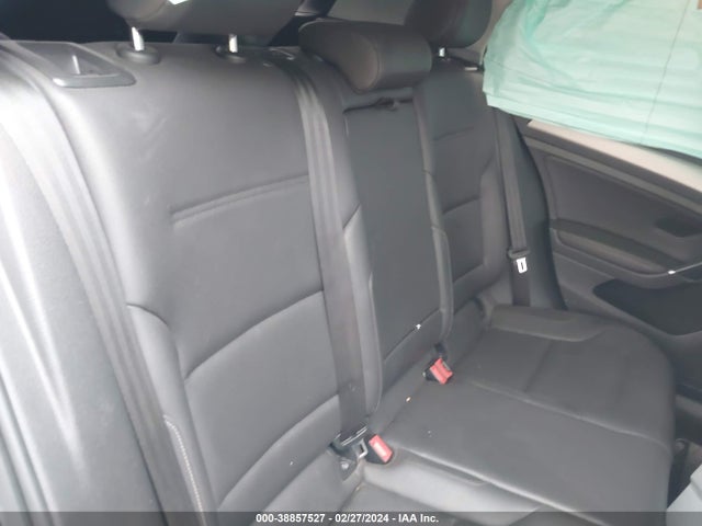 3VW2A7AU5FM032803 Volkswagen Golf Tdi Se 4-door
