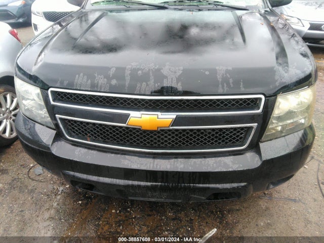Chevrolet Suburban 1500 Lt 2014 1GNSCJE02ER210706 Image 12