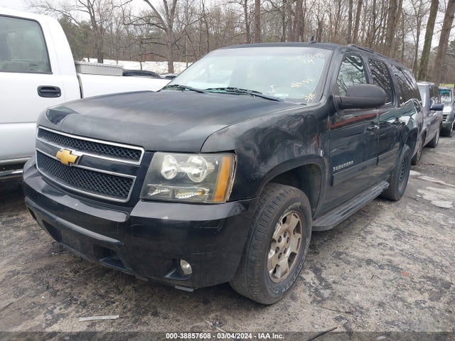 Chevrolet Suburban 1500 Lt 2014 1GNSCJE02ER210706 Image 2