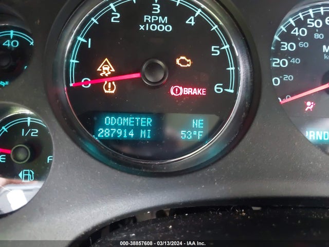 Chevrolet Suburban 1500 Lt 2014 1GNSCJE02ER210706 Image 7
