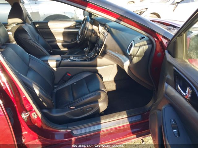 1N4AA6AP6JC381083 Nissan Maxima 3.5 Sv