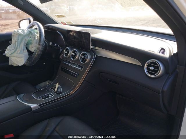 W1N0G8EBXNV381265 Mercedes-Benz Glc 300 4matic Suv