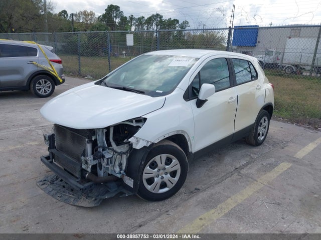 Chevrolet TRAX LS 2017 KL7CJKSB2HB146577 Image 2