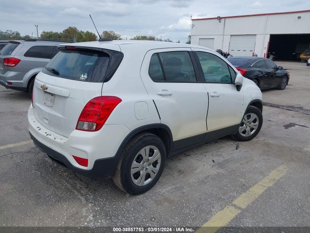 Chevrolet TRAX LS 2017 KL7CJKSB2HB146577 Image 4