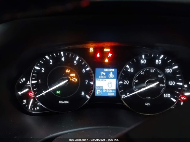 JN8AY2NCXKX510026 Nissan Armada Sl