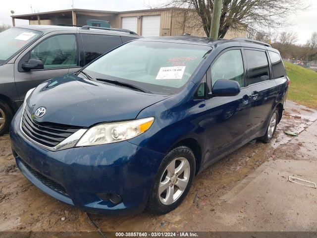 2012 TOYOTA SIENNA LE V6 8 PASSENGER VIN: 5TDKK3DC8CS252427