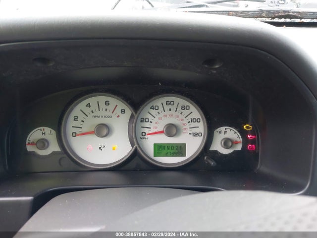 2005 FORD ESCAPE XLT VIN: 1FMYU93135KC27867