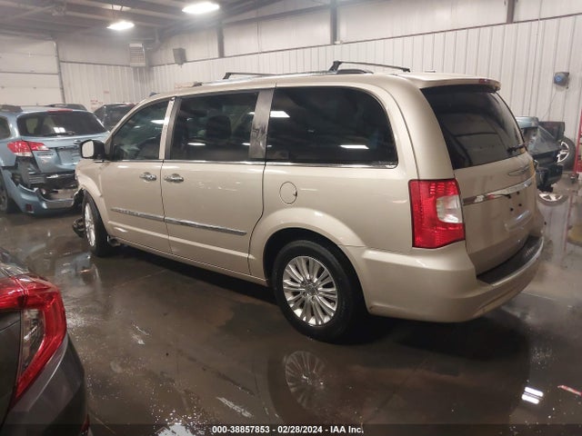 2C4RC1JG9FR730035 Chrysler Town & Country Limited
