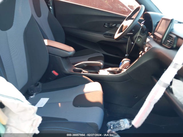 Hyundai Veloster 2.0 2019 KMHTG6AFXKU005213 Image 5