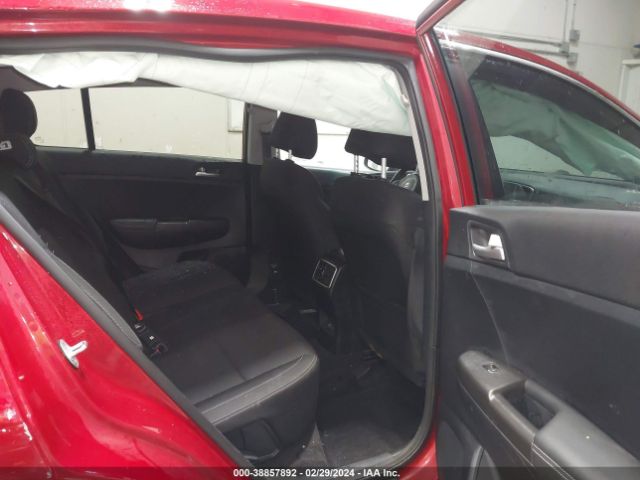 KNDPMCAC7J7349758 KIA Sportage Lx