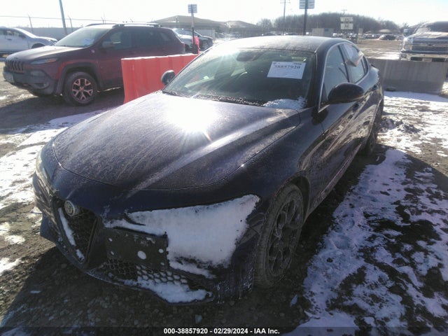 ZARFAEDNXH7530057 Alfa Romeo Giulia Awd