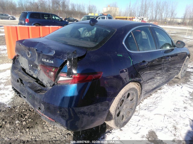 ZARFAEDNXH7530057 Alfa Romeo Giulia Awd