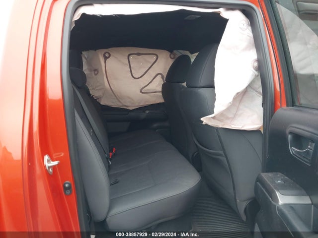 Toyota Tacoma 2017 5TFCZ5AN3HX068578 Image 8