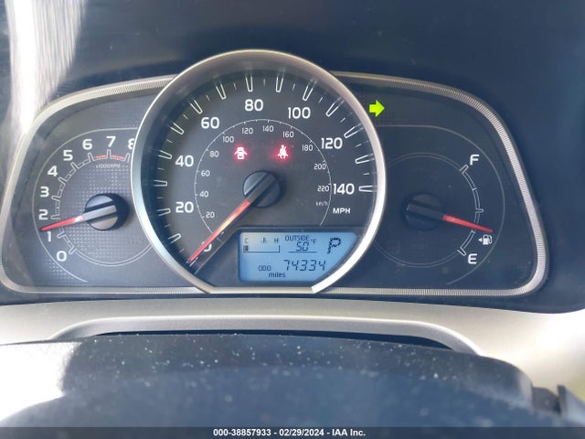 Toyota RAV4 LE 2015 JTMBFREV8FJ040636 Image 7